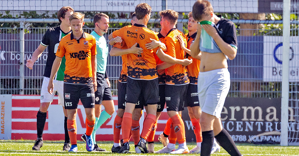 Zevenklapper geeft RKAV Volendam volle buit tegen Scheveningen