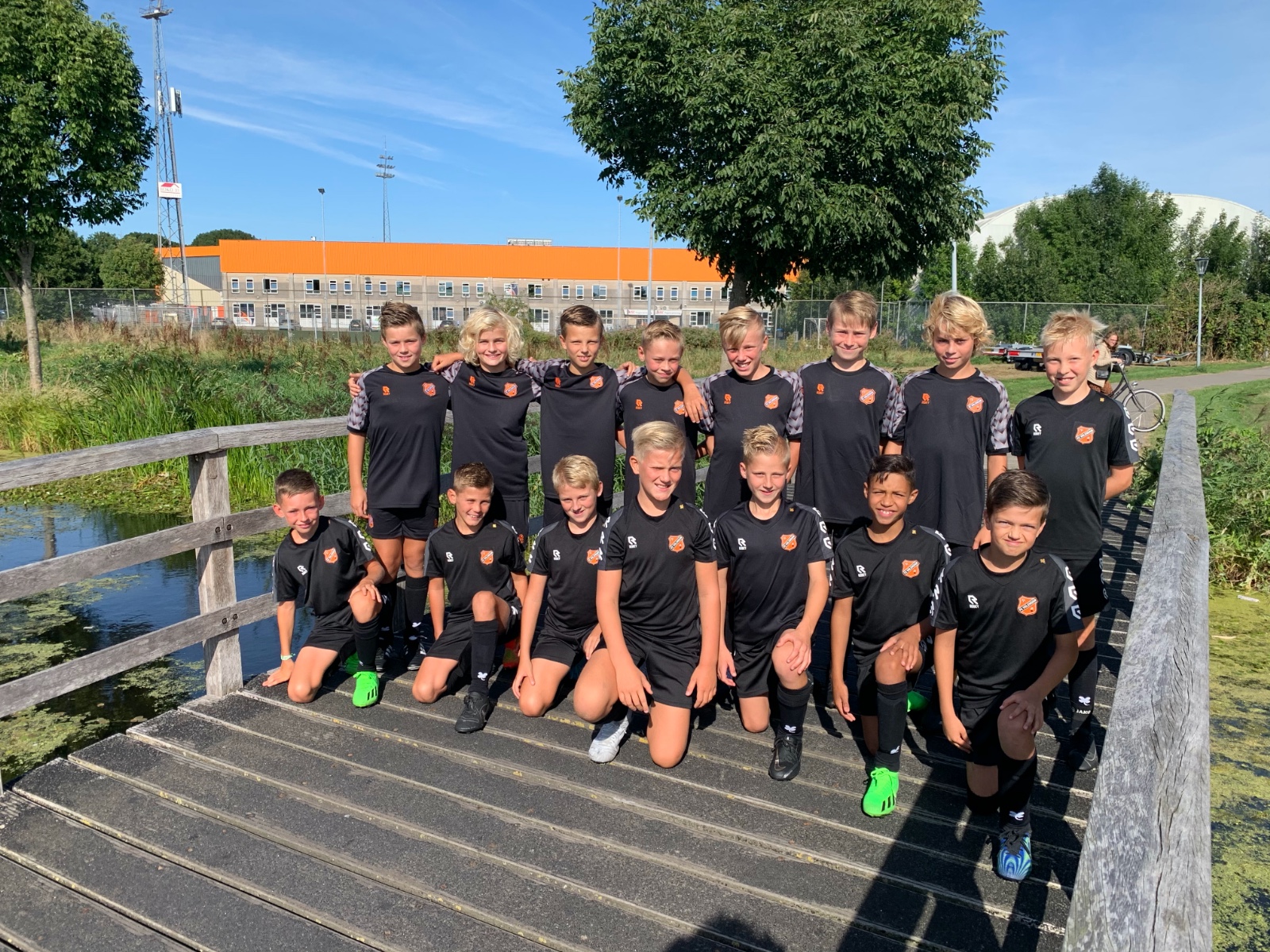Onderbouw FC Volendam versterkt met vijftien spelers van RKAV Volendam