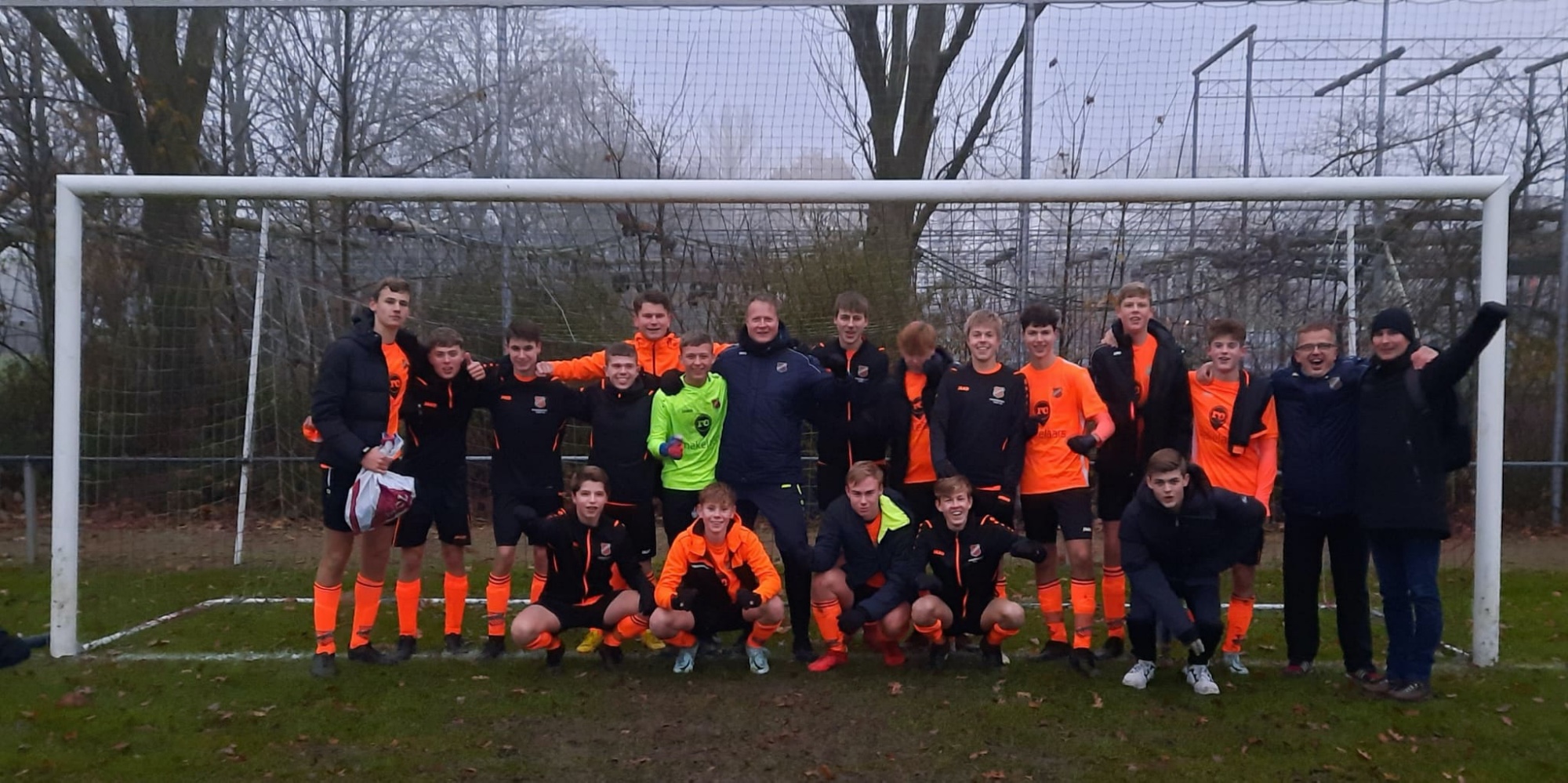 RKAV Volendam JO16-3 najaarskampioen 2e klasse